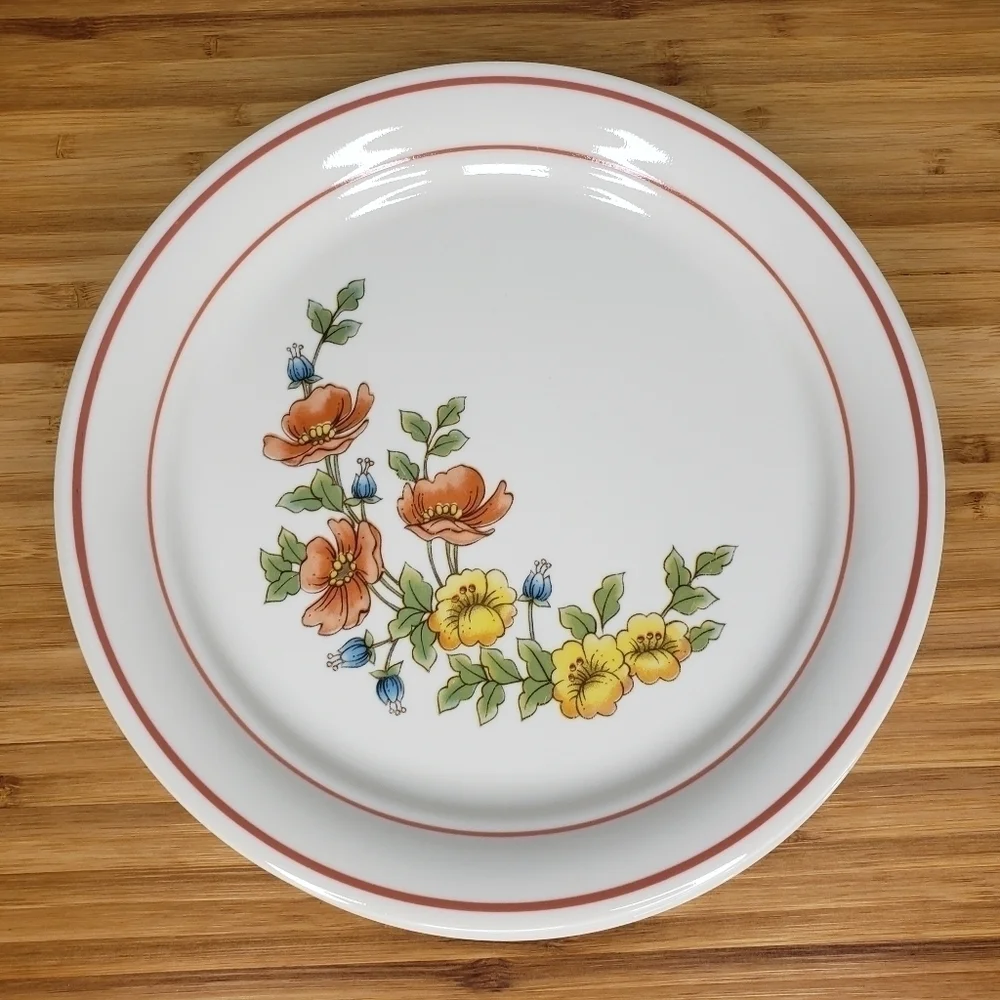 Set 4 Cornerstone by Corning Royal Garden Floral Pattern Lunch Plates Stoneware